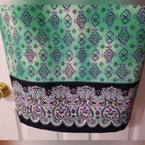 Sag Harbor Plus Size Shift Dress - Picture 4 of 7